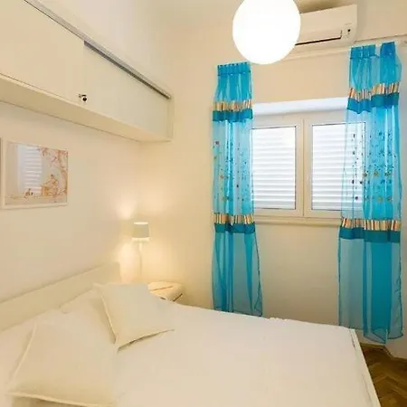 Ploce - One-bedroom With Sea View - Zupska 1 Street Apartment *
